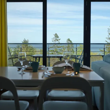 Apartment Najpiekniejszy Bezposredni Widok Na Baltyk - Twoj Sarbinowo